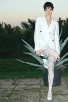 Semi-opaque panty met een prachtig damastpatroon in een kanten look van Trasparenze